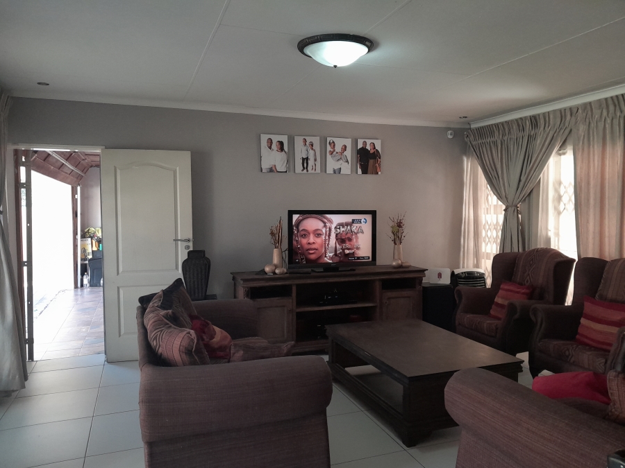 4 Bedroom Property for Sale in Onverwacht Limpopo