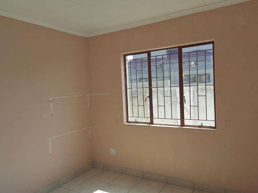 3 Bedroom Property for Sale in Mahlasedi Park Limpopo