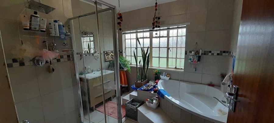 3 Bedroom Property for Sale in Leeupoort Limpopo