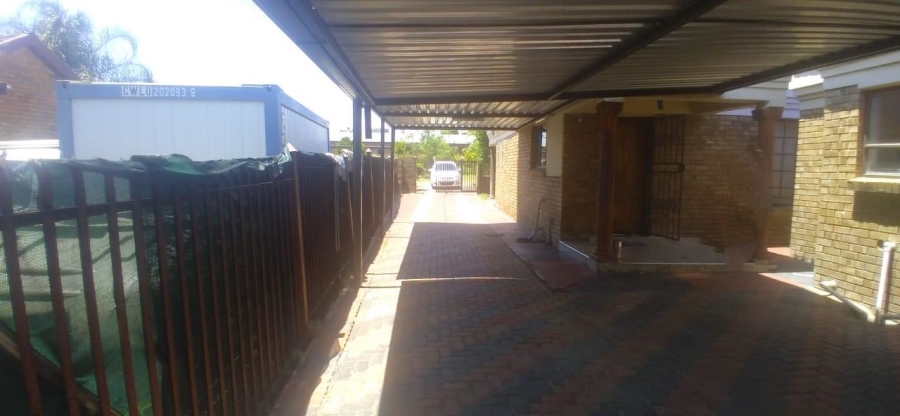 4 Bedroom Property for Sale in Louis Trichardt Limpopo