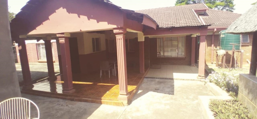 5 Bedroom Property for Sale in Louis Trichardt Limpopo