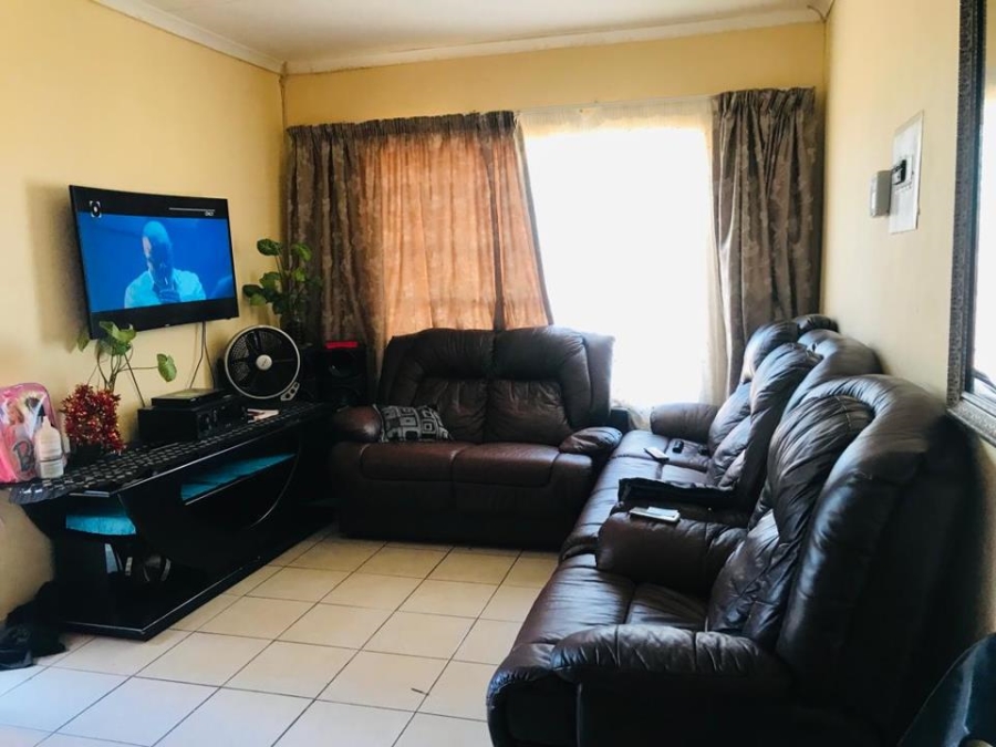 3 Bedroom Property for Sale in Rethabile Gardens Limpopo