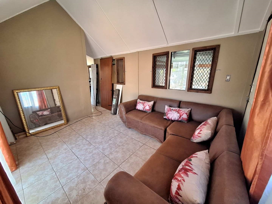 1 Bedroom Property for Sale in Leeupoort Limpopo