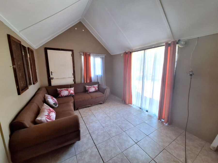 1 Bedroom Property for Sale in Leeupoort Limpopo