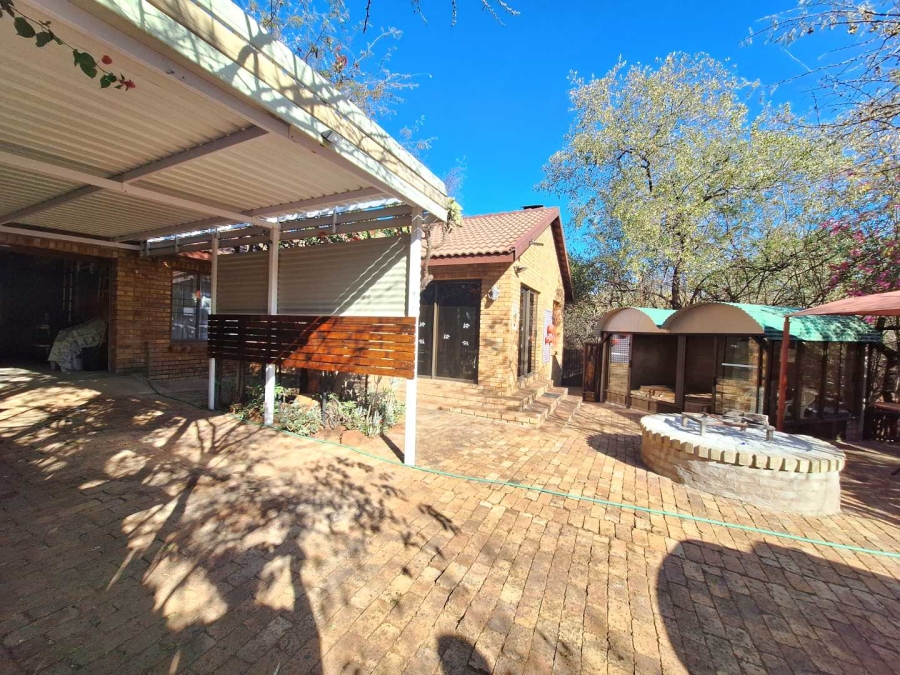 3 Bedroom Property for Sale in Leeupoort Limpopo