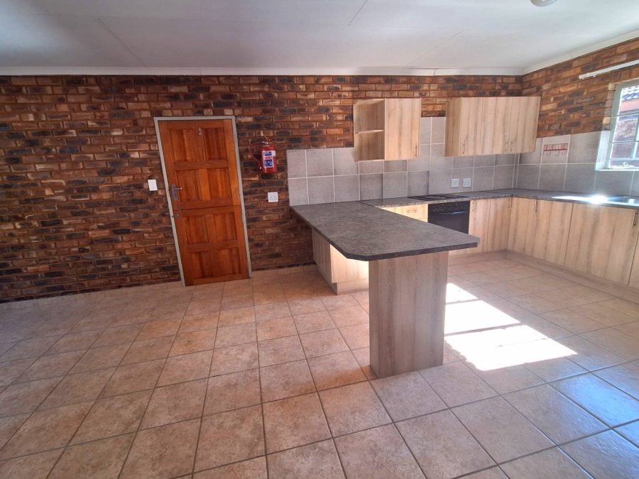 2 Bedroom Property for Sale in Leeupoort Limpopo