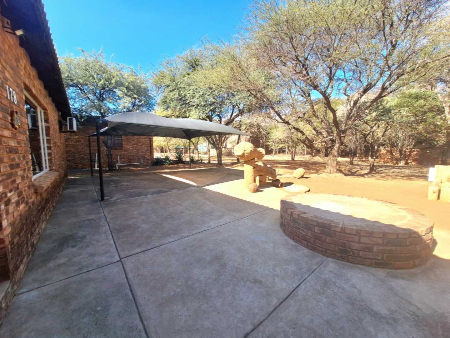 2 Bedroom Property for Sale in Leeupoort Limpopo