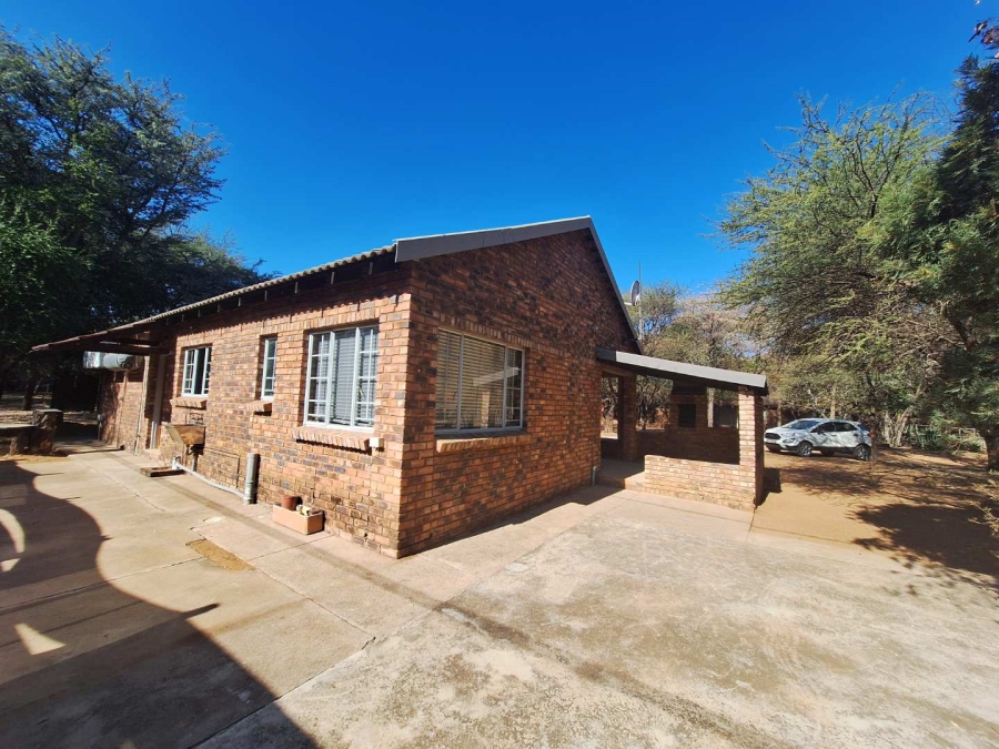 2 Bedroom Property for Sale in Leeupoort Limpopo