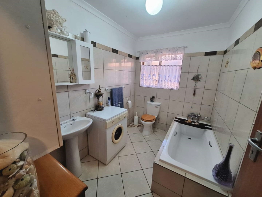 3 Bedroom Property for Sale in Leeupoort Limpopo