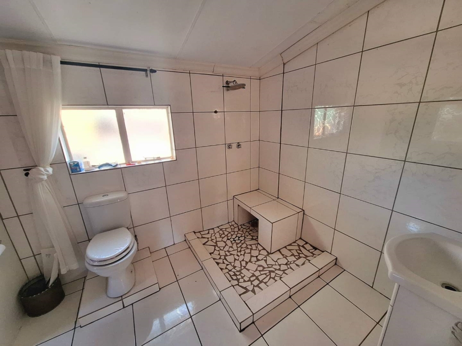 2 Bedroom Property for Sale in Leeupoort Limpopo