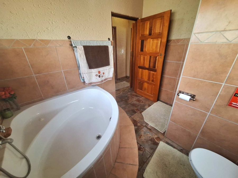 To Let 3 Bedroom Property for Rent in Leeupoort Limpopo