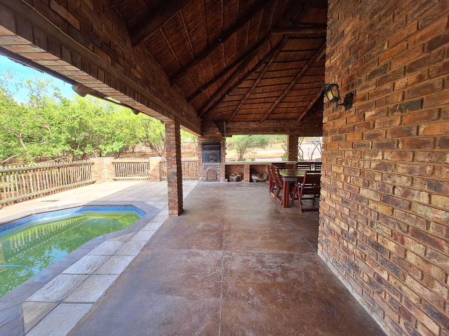 4 Bedroom Property for Sale in Leeupoort Limpopo