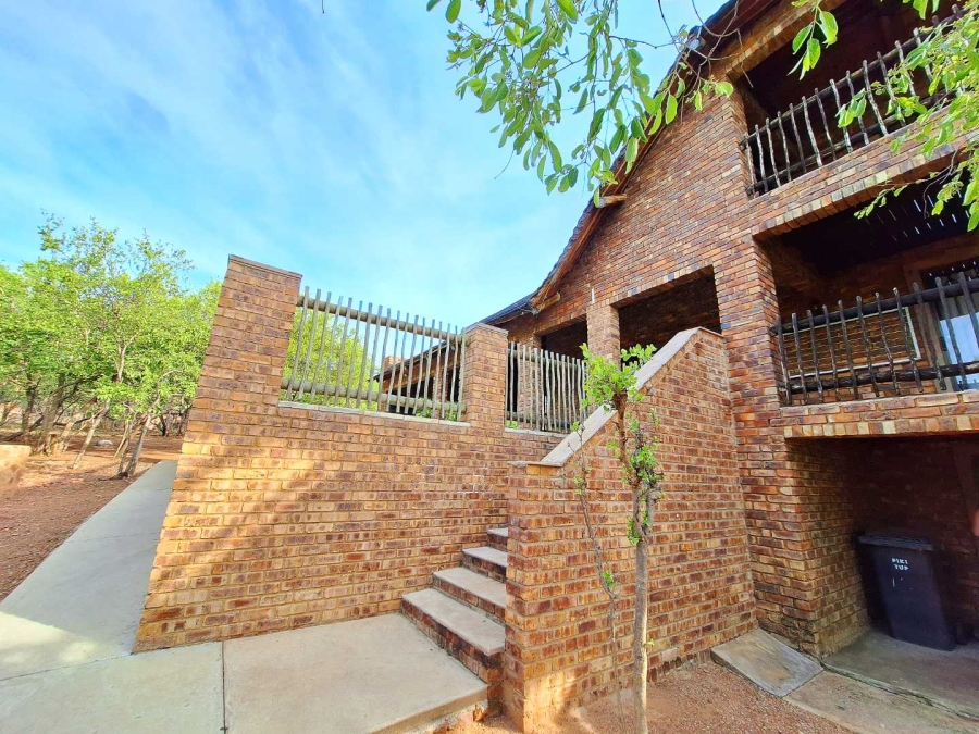 4 Bedroom Property for Sale in Leeupoort Limpopo