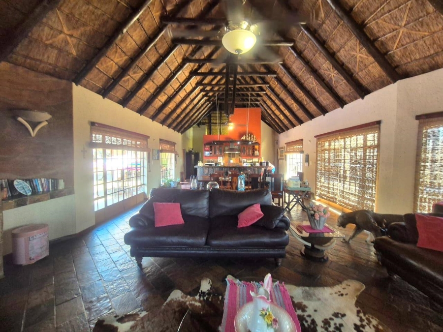 5 Bedroom Property for Sale in Koedoeskop Limpopo