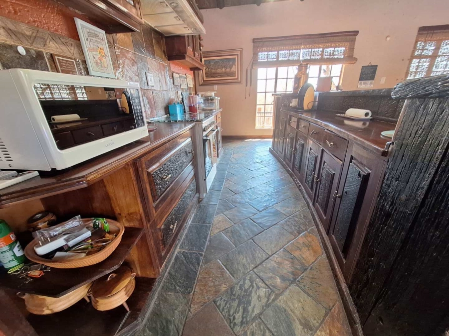 5 Bedroom Property for Sale in Koedoeskop Limpopo