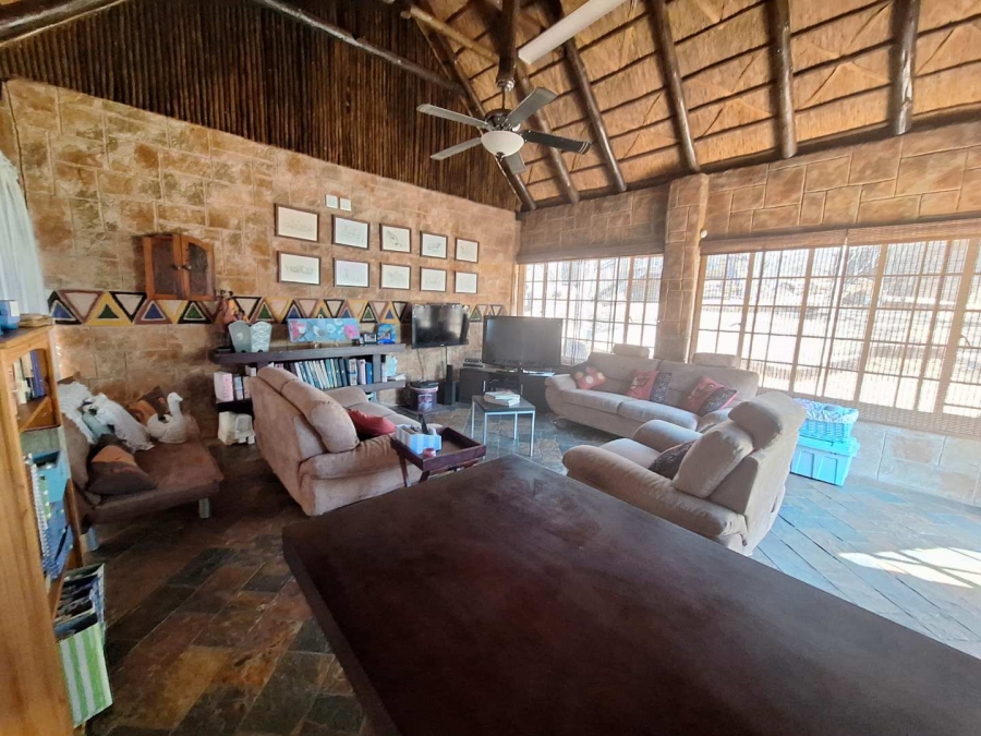 5 Bedroom Property for Sale in Koedoeskop Limpopo