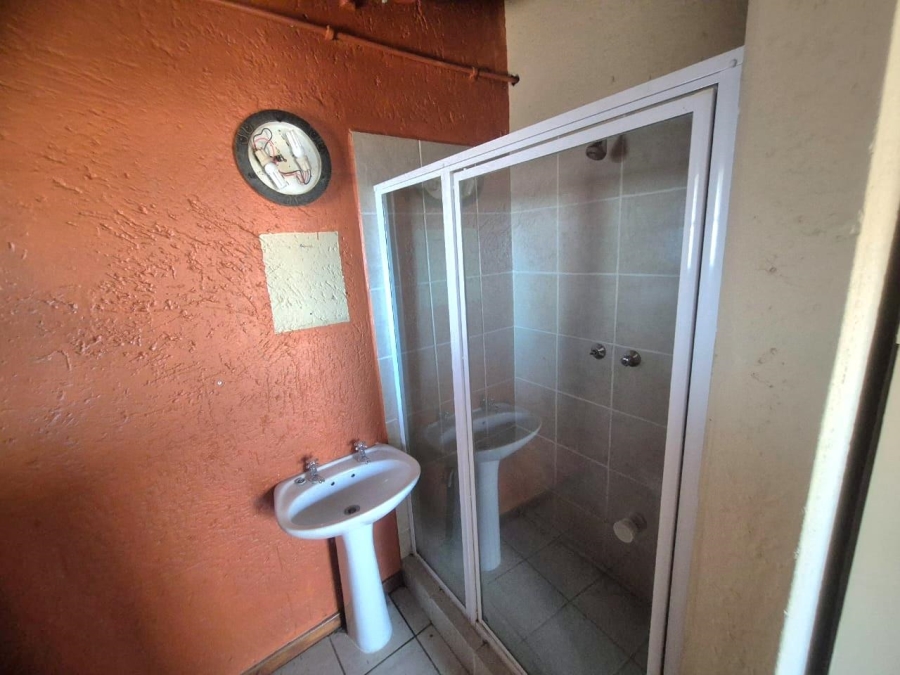 5 Bedroom Property for Sale in Koedoeskop Limpopo