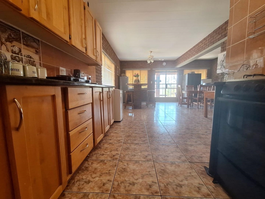 4 Bedroom Property for Sale in Leeupoort Limpopo