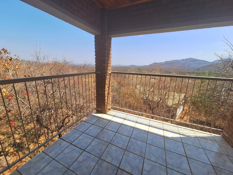 4 Bedroom Property for Sale in Leeupoort Limpopo