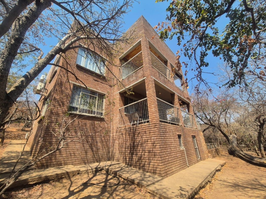 4 Bedroom Property for Sale in Leeupoort Limpopo