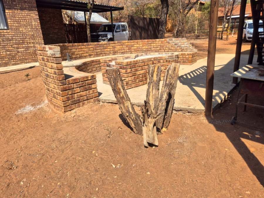 2 Bedroom Property for Sale in Leeupoort Limpopo