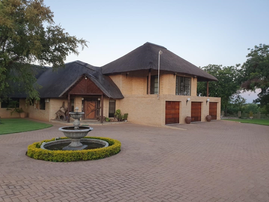 5 Bedroom Property for Sale in Phalaborwa Rural Limpopo