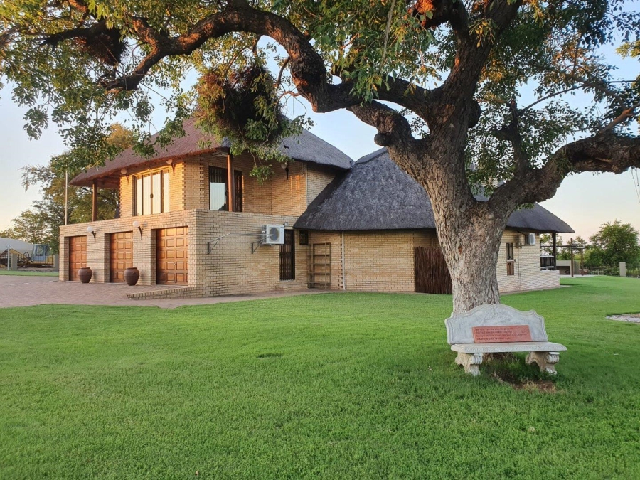 5 Bedroom Property for Sale in Phalaborwa Rural Limpopo