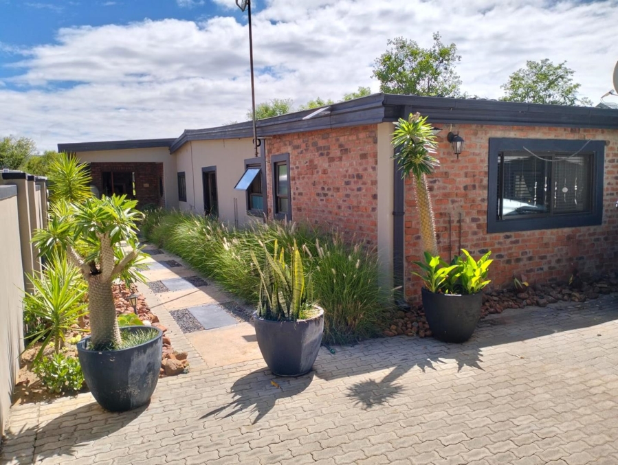 3 Bedroom Property for Sale in Rooiberg Limpopo