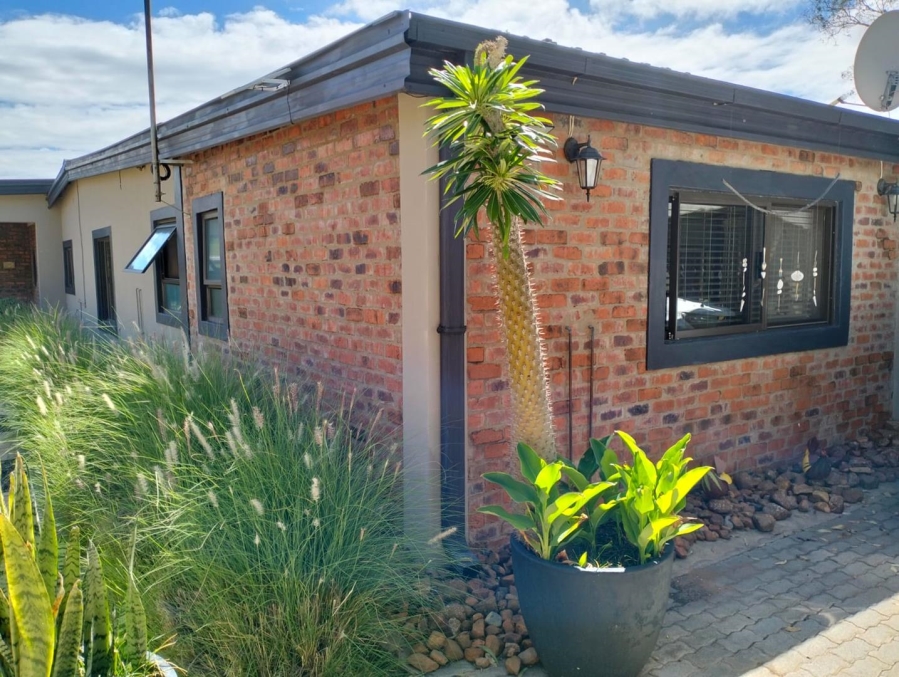 3 Bedroom Property for Sale in Rooiberg Limpopo