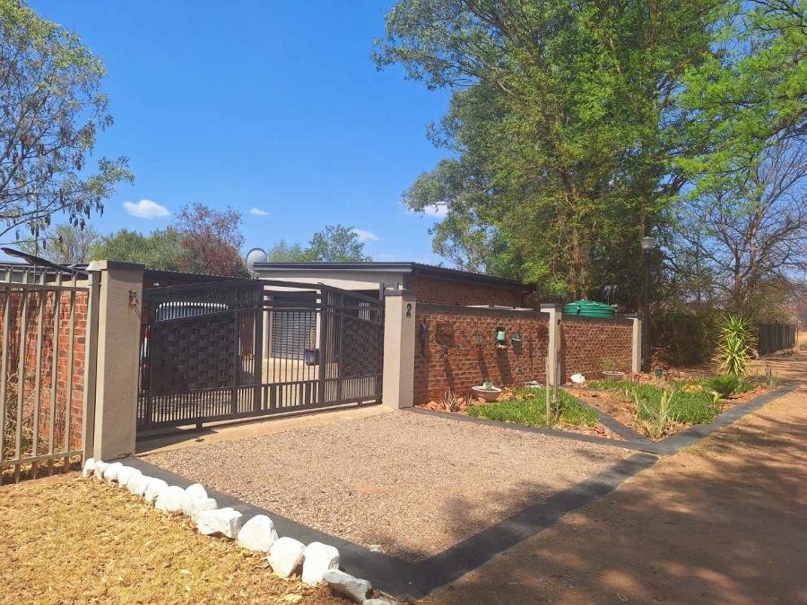 3 Bedroom Property for Sale in Rooiberg Limpopo