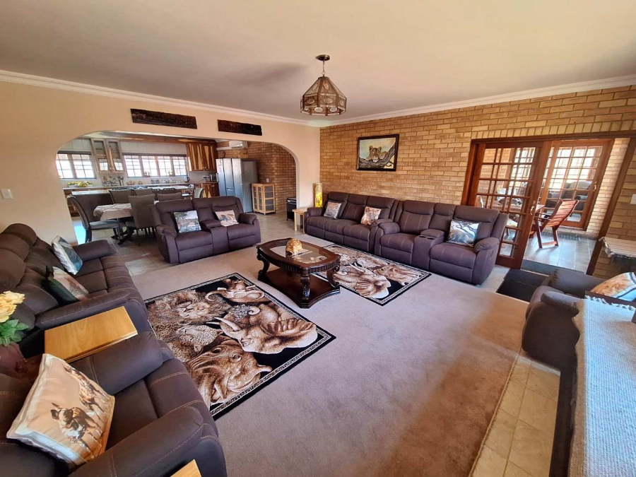 4 Bedroom Property for Sale in Leeupoort Limpopo