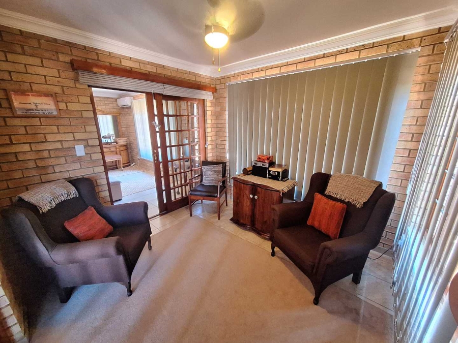 4 Bedroom Property for Sale in Leeupoort Limpopo