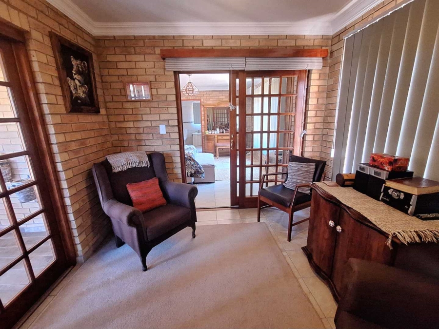 4 Bedroom Property for Sale in Leeupoort Limpopo