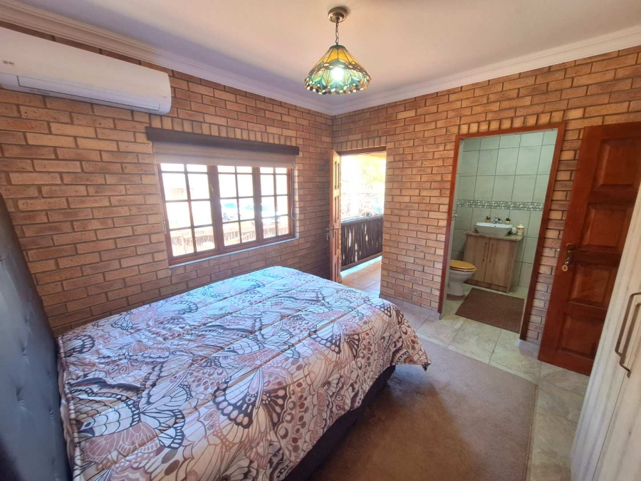 4 Bedroom Property for Sale in Leeupoort Limpopo