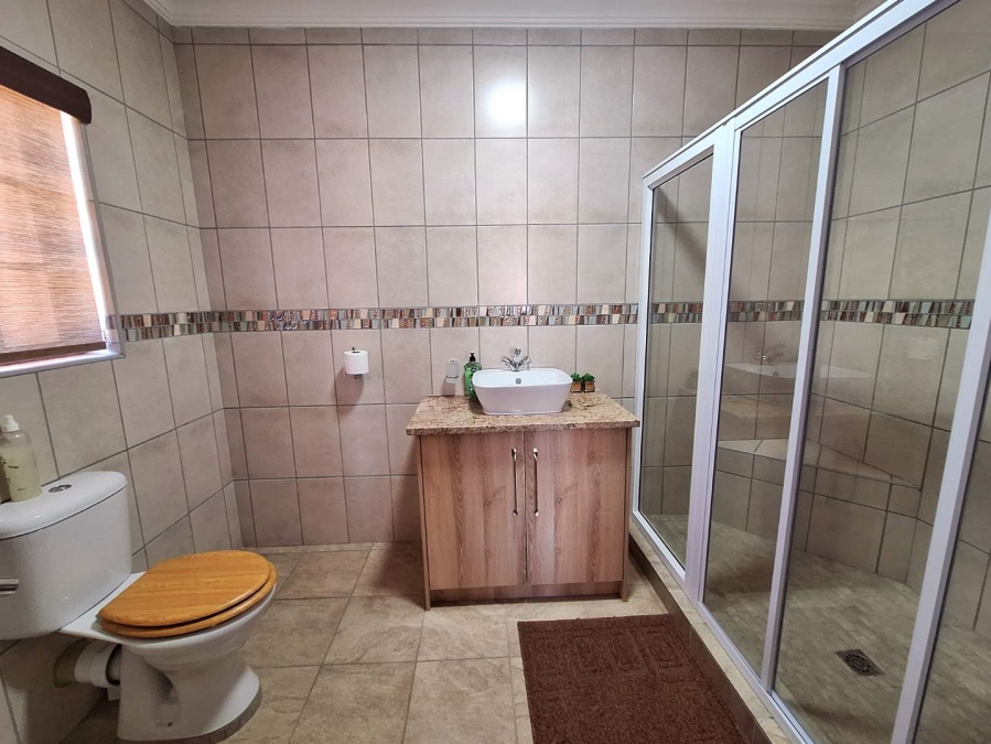 4 Bedroom Property for Sale in Leeupoort Limpopo