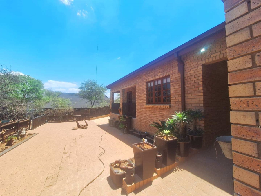 4 Bedroom Property for Sale in Leeupoort Limpopo