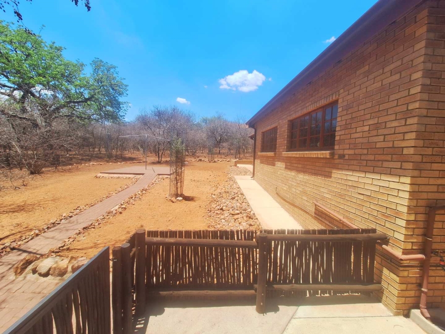 4 Bedroom Property for Sale in Leeupoort Limpopo