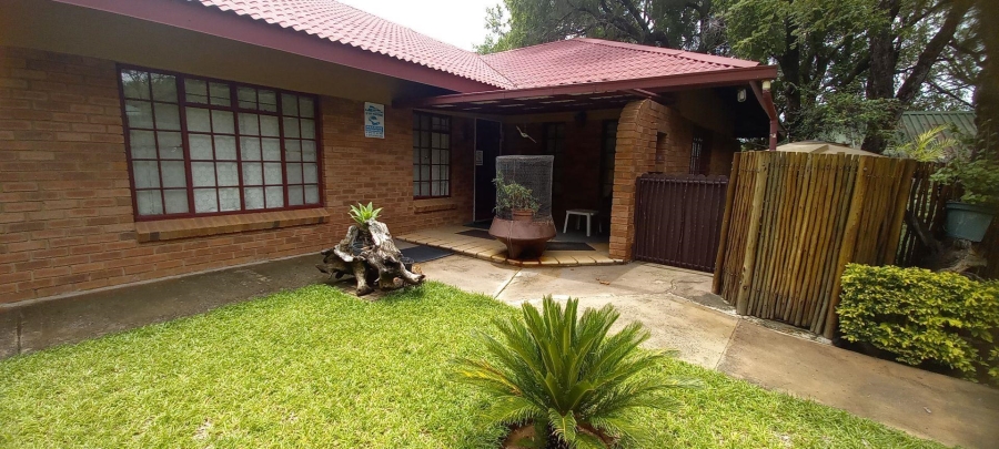 2 Bedroom Property for Sale in Leeupoort Limpopo