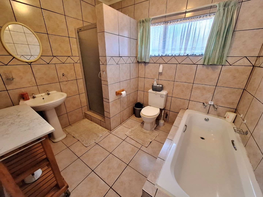 3 Bedroom Property for Sale in Leeupoort Limpopo