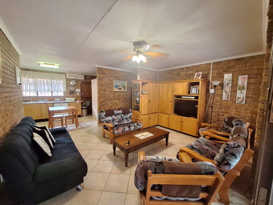 3 Bedroom Property for Sale in Leeupoort Limpopo