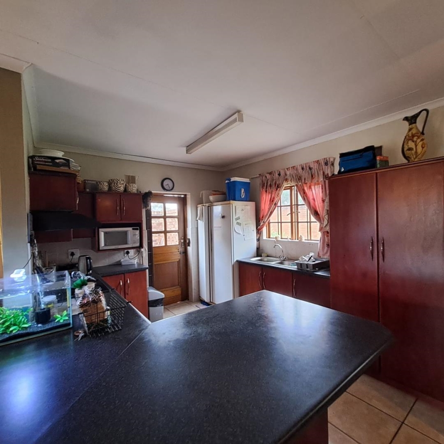 2 Bedroom Property for Sale in Aquapark Limpopo