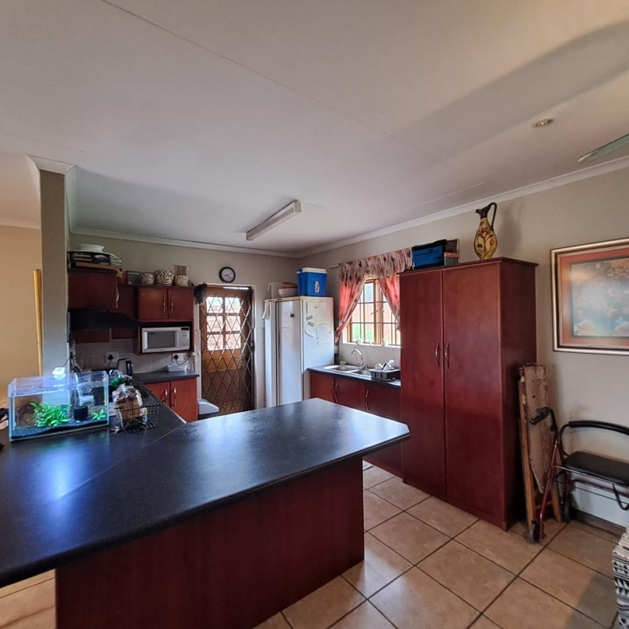 2 Bedroom Property for Sale in Aquapark Limpopo