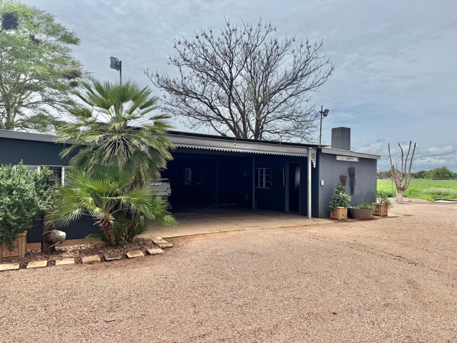 0 Bedroom Property for Sale in Roedtan Limpopo