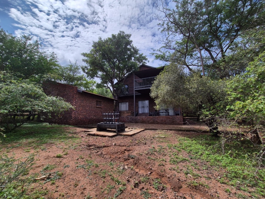 6 Bedroom Property for Sale in Leeupoort Limpopo