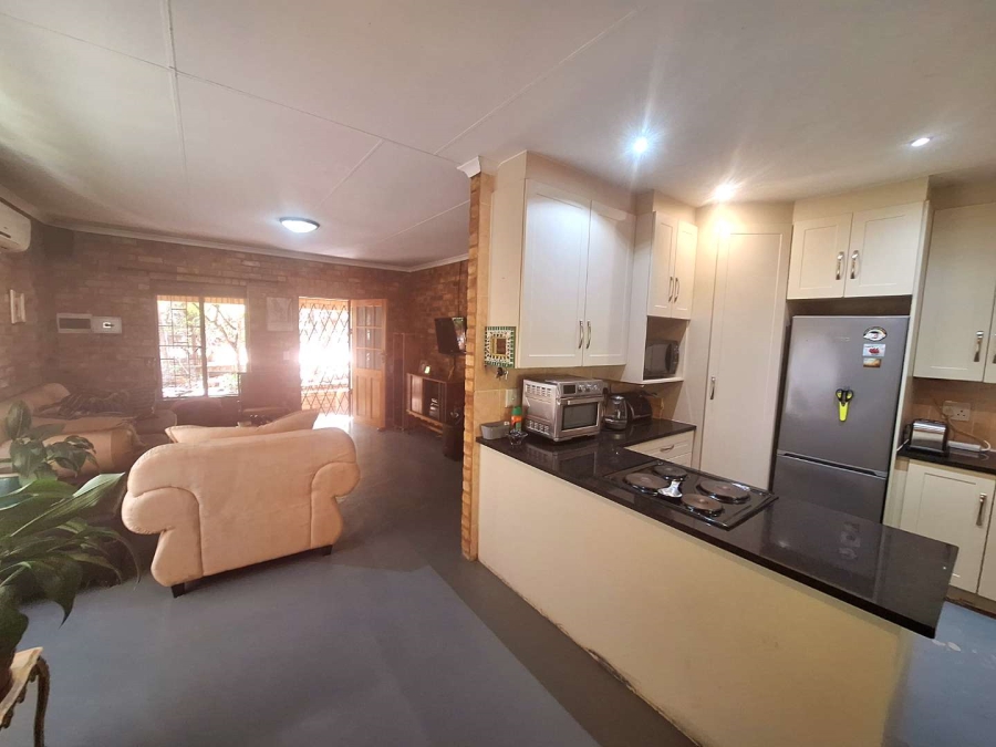 4 Bedroom Property for Sale in Leeupoort Limpopo