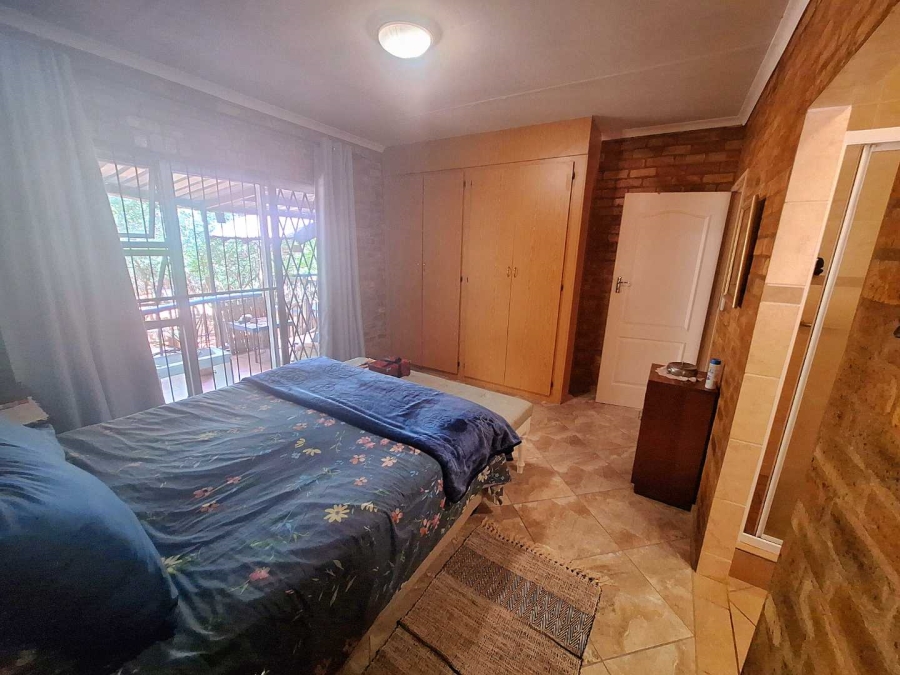 4 Bedroom Property for Sale in Leeupoort Limpopo