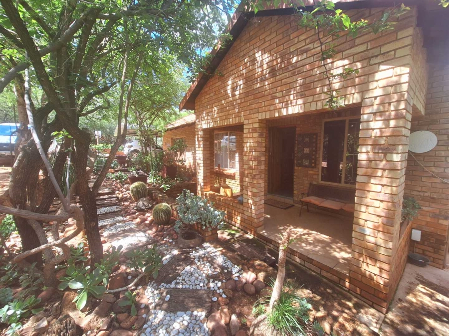 4 Bedroom Property for Sale in Leeupoort Limpopo