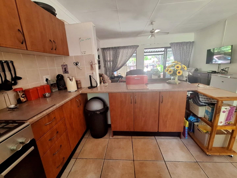 2 Bedroom Property for Sale in Leeupoort Limpopo