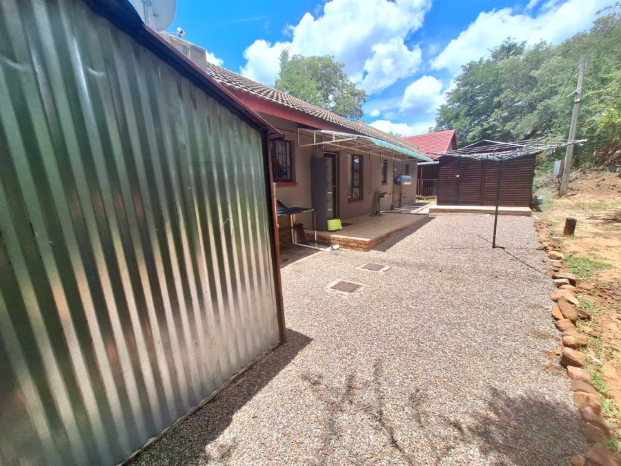 2 Bedroom Property for Sale in Leeupoort Limpopo