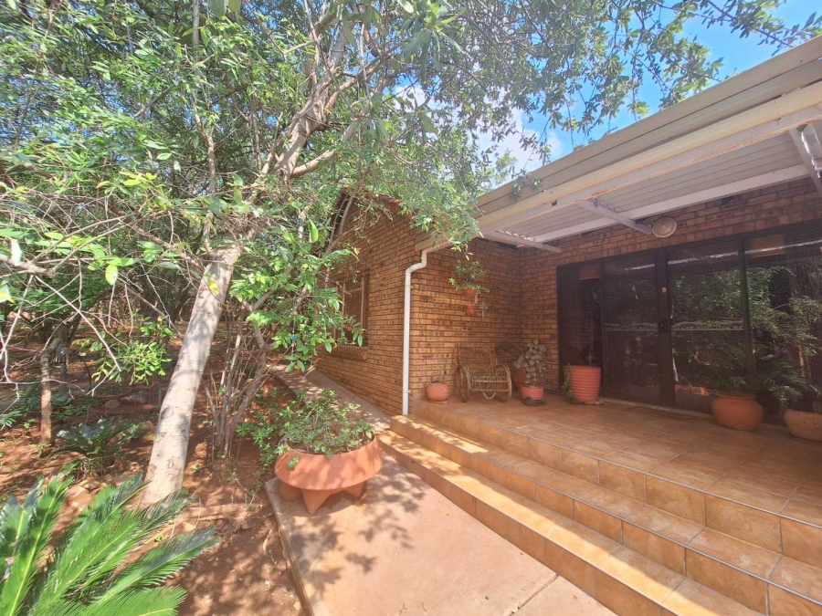 3 Bedroom Property for Sale in Leeupoort Limpopo